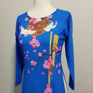 T#4 ao dai blue: size 4